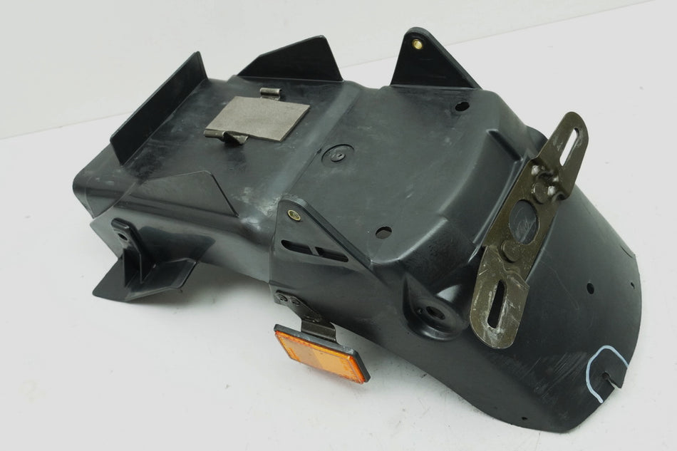YAMAHA FZR 600 R 3HE Soporte de matrícula Guardabarros Paso de rueda Protección contra salpicaduras