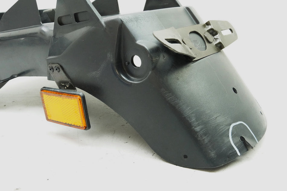 YAMAHA FZR 600 R 3HE Soporte de matrícula Guardabarros Paso de rueda Protección contra salpicaduras