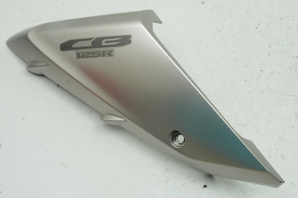 HONDA CB 125 R JC91 Carenado depósito delantero derecho Tapa cubierta del depósito
