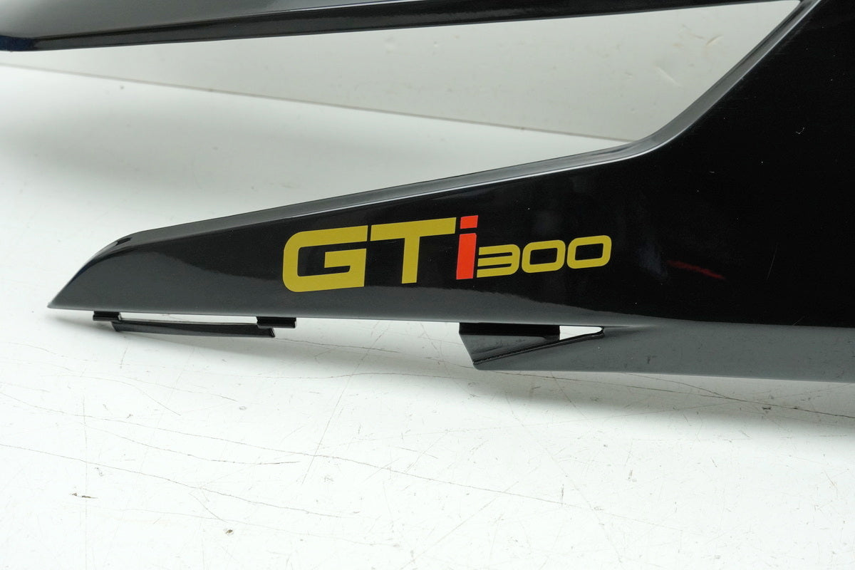 KYMCO PEOPLE GT 300 i V4 Rear Fairing Right Side Panel Cover