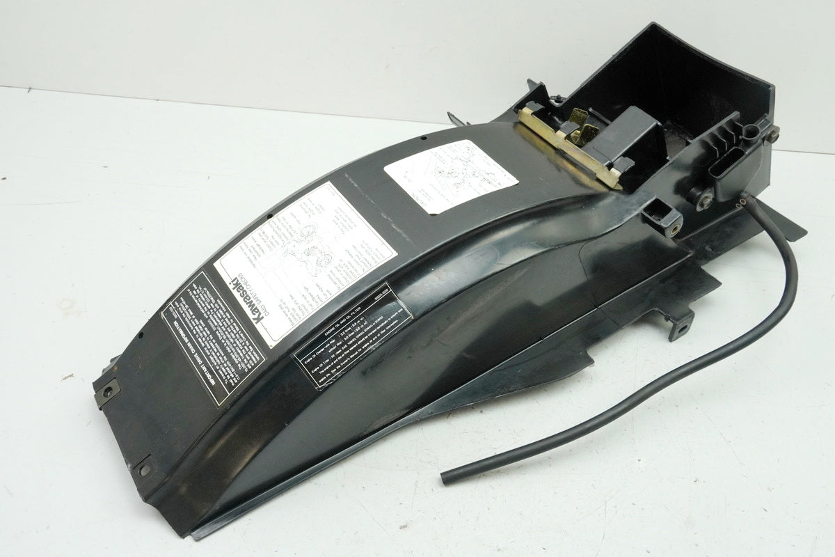 KAWASAKI GPX 750 R ZX750F Kotflügel hin. Radlauf Fender Spritzschutz 35023-1178