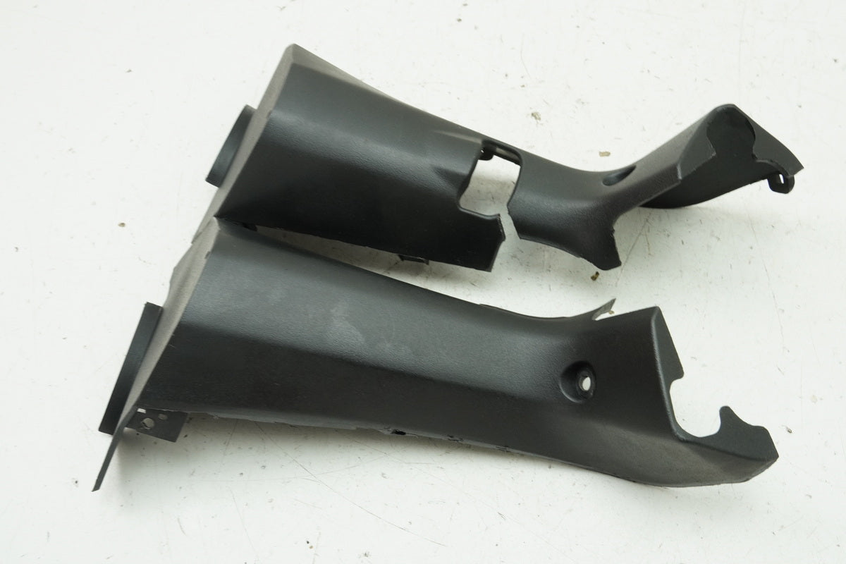 SUZUKI AN 400 WVAU BURGMAN Verkleidung Lenker unten Abdeckung Cover Blende K1 K2