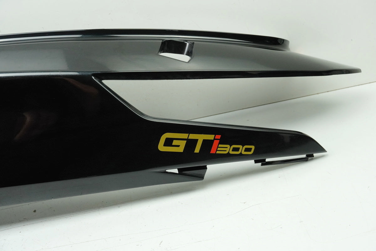 KYMCO PEOPLE GT 300 i V4 Rear Fairing Left Side Panel Cover