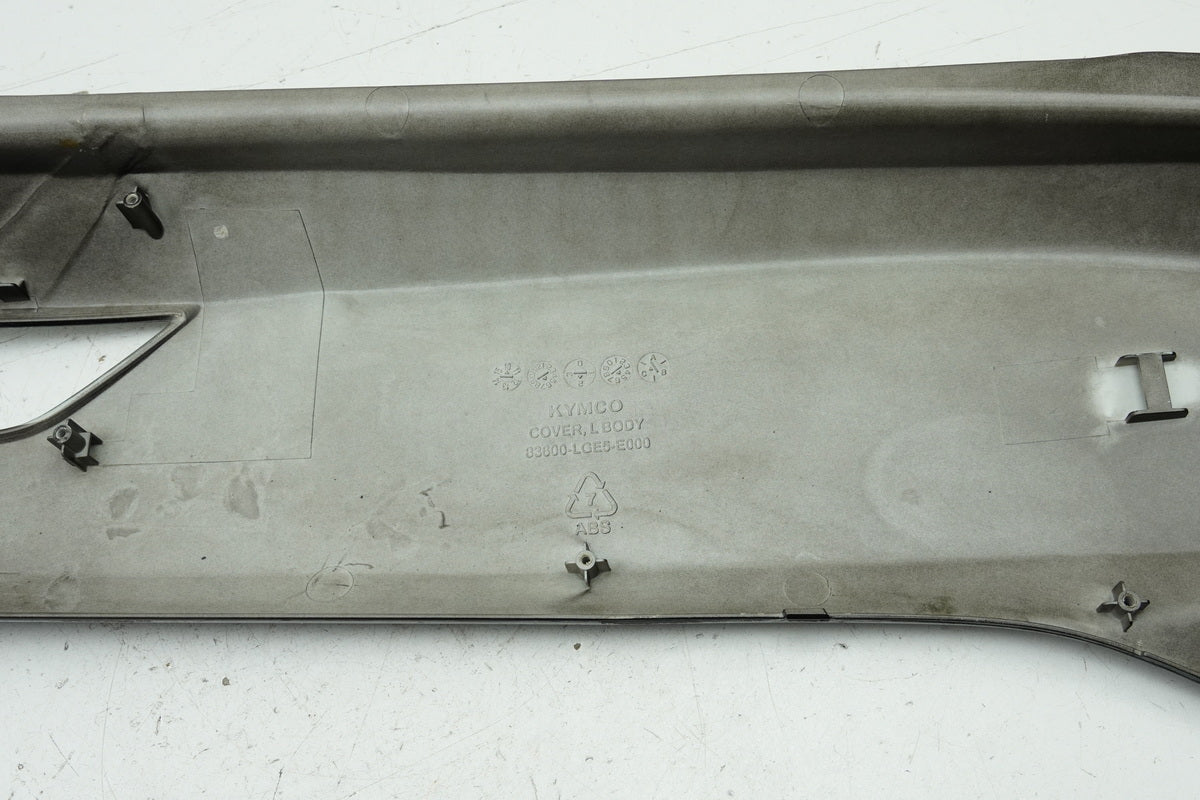 KYMCO PEOPLE GT 300 i V4 Rear Fairing Left Side Panel Cover