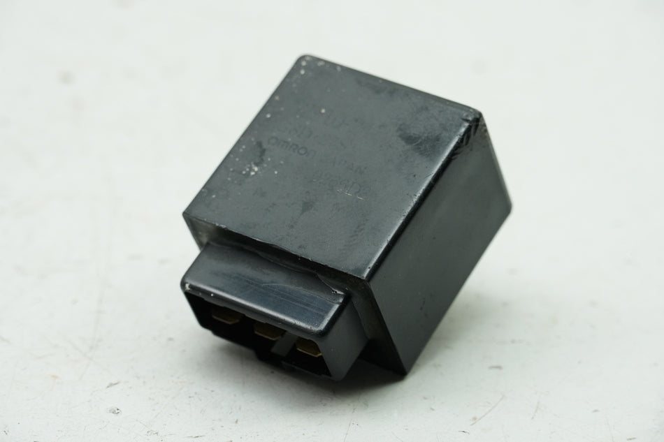 SUZUKI LS 650 NP41A/ B SAVAGE relé Omron para bomba de gasolina (encendido) 32910-24B10
