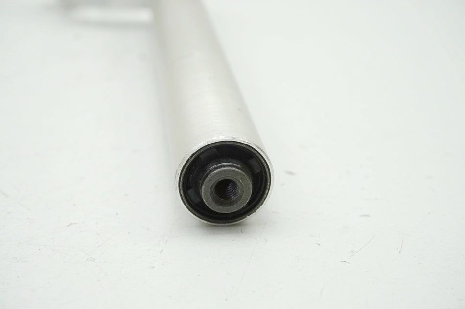 YAMAHA YZF R6 RJ11 RJ15 Lenkerstummel rechts Lenker Handlebar