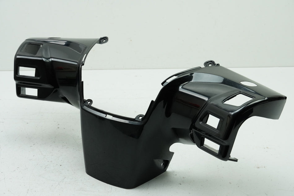 KYMCO PEOPLE GT 300 i V4 Carenado manillar trasero tapa embellecedor