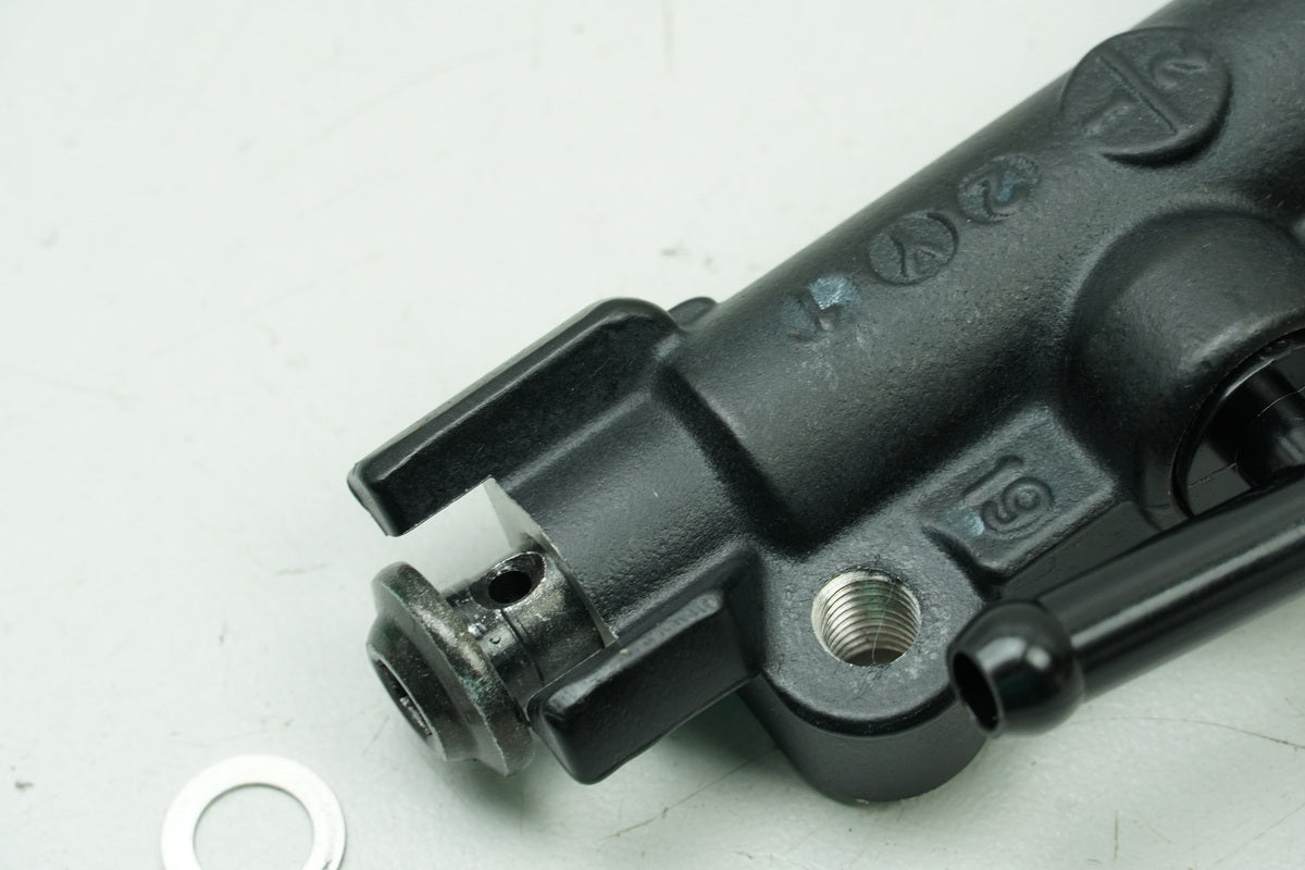 YAMAHA MTN 1000 MT-10 RN78 Brake Master Cylinder Foot Brake Cylinder Brembo