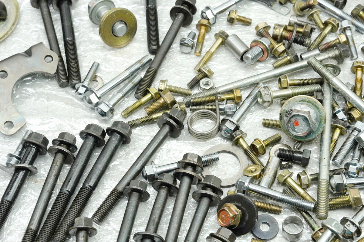 Honda GL1500 F6C Valkyrie SC34 Schrauben Muttern Kleinteile (für Motor Gehäuse)