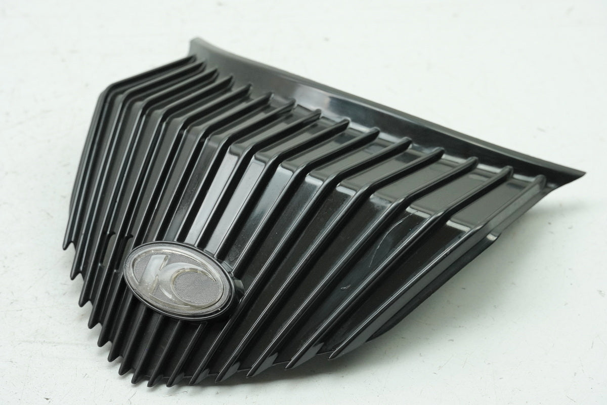 KYMCO PEOPLE GT 300 i V4 Carenado frontal superior Cubierta Emblema Tapa