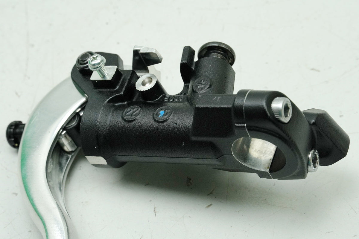 YAMAHA MTN 1000 MT-10 RN78 Brake Cylinder Brake Pump Master Cylinder Brembo