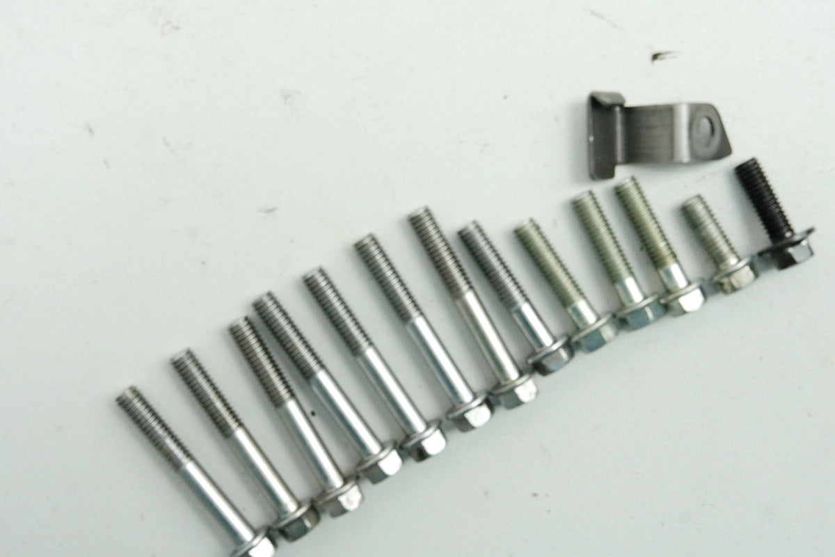 HONDA CB 125 R JC91 Schrauben Limadeckel Schraube Motordeckel Stator (für Motor)