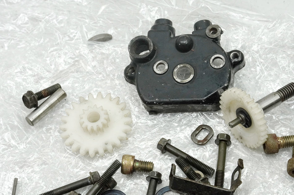HONDA NSR 125 JC22 Tornillos y piezas pequeñas (para motor)