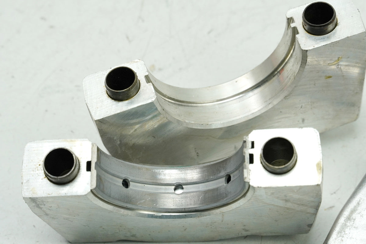 Honda GL1500 F6C Valkyrie SC34 Bearing Block Clamp Crankshaft (for Engine)