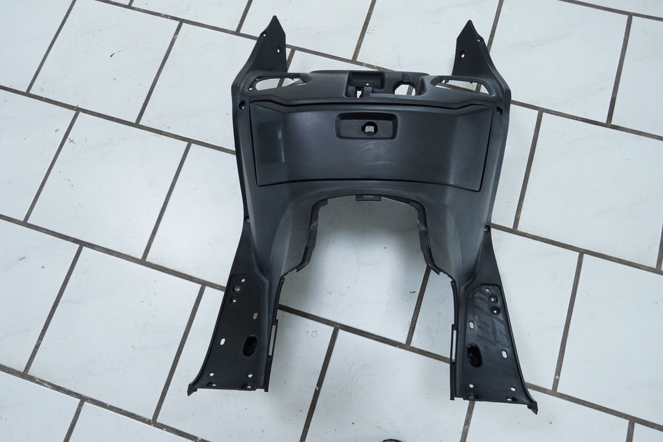 SUZUKI AN 400 WVAU BURGMAN Fairing Footwell Front Leg Shield Cover K1 K2