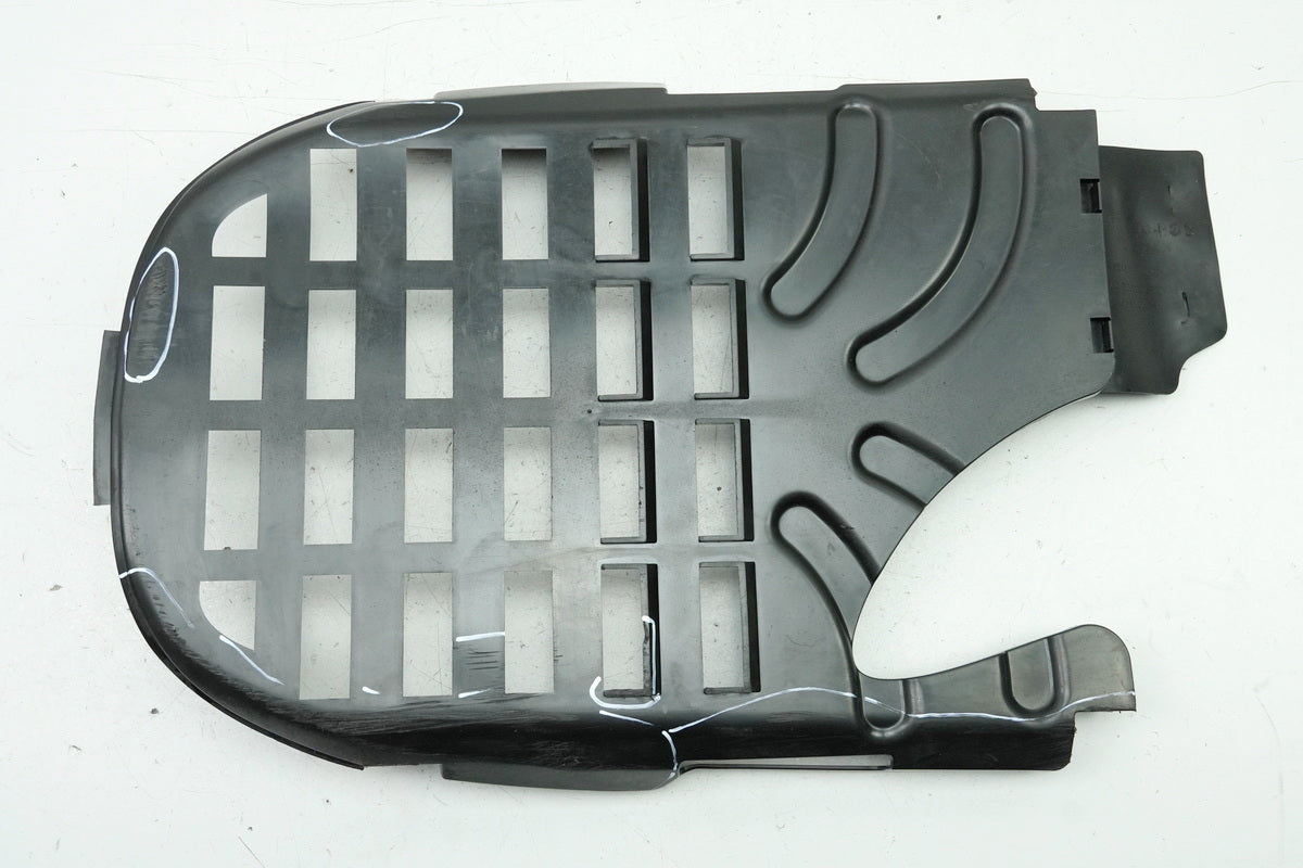 KYMCO PEOPLE GT 300 i V4 protección bajos, carenado inferior, cubierta de chasis