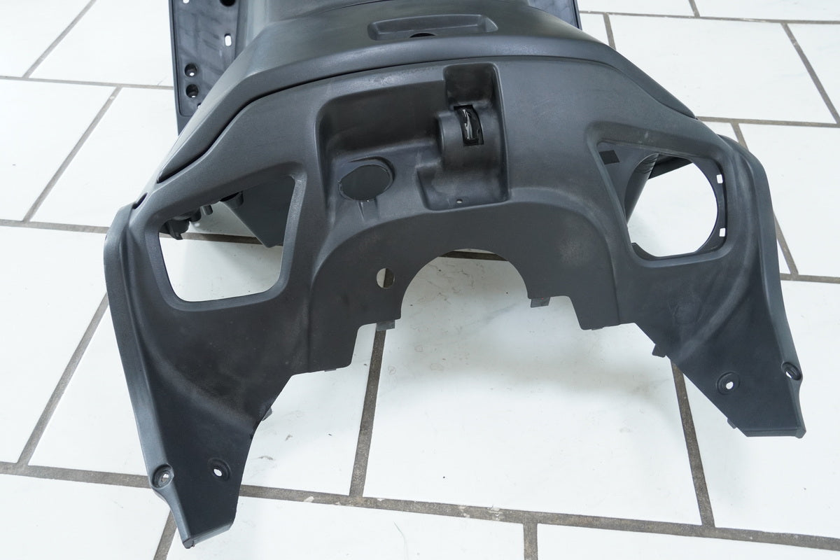 SUZUKI AN 400 WVAU BURGMAN Verkleidung Fußraum vorn Beinschild Abdeckung K1 K2