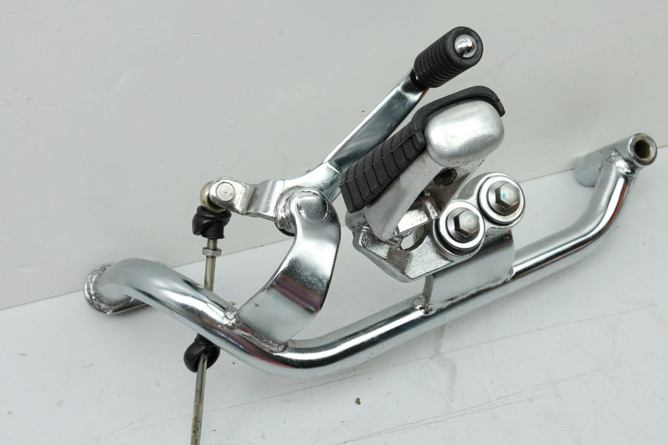 YAMAHA XV 535 VIRAGO 2YL Soporte estribera izquierda Soporte estribera palanca de cambio