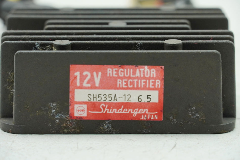 SUZUKI LS 650 NP41A/B SAVAGE Regulador de carga original Regulador Rectificador