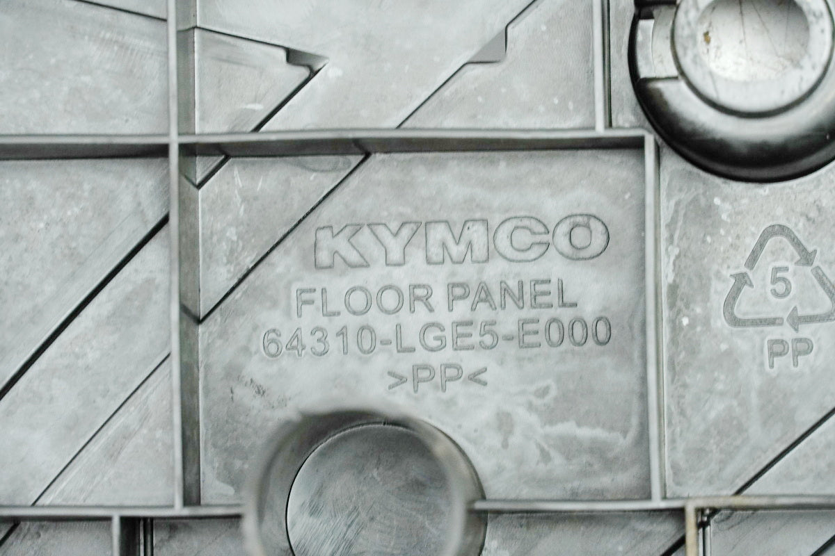 KYMCO PEOPLE GT 300 i V4 Fairing Footboard Cover Footwell Cover Lid