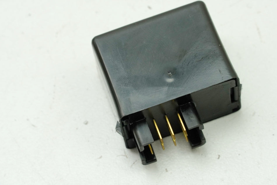 SUZUKI AN 400 WVAU BURGMAN Flasher Relay Flasher Unit original Flasher Relay K1 K2