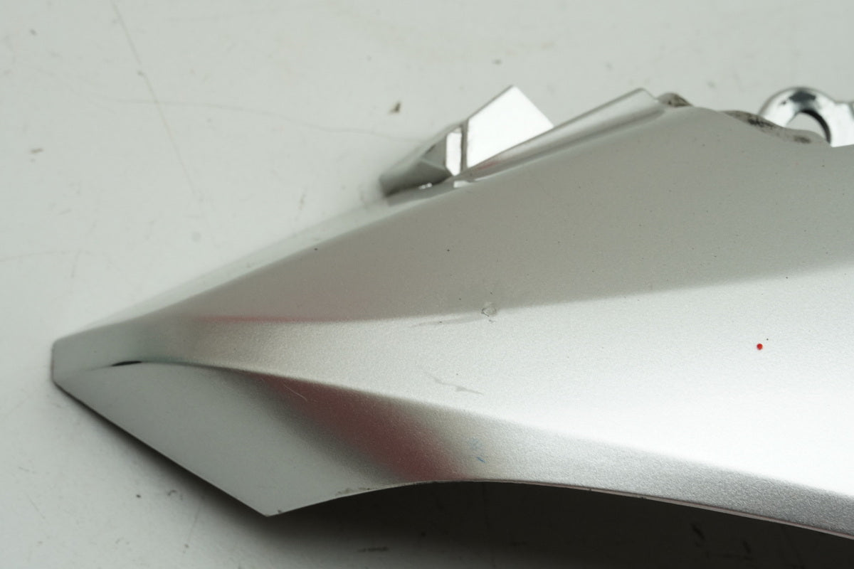 SUZUKI AN 400 WVAU BURGMAN Rear Fairing Right Side Cover K1 K2