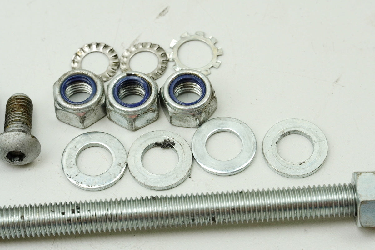 MOTO GUZZI California 1100 EV KD Mount Engine Axle Frame Rear Bushings