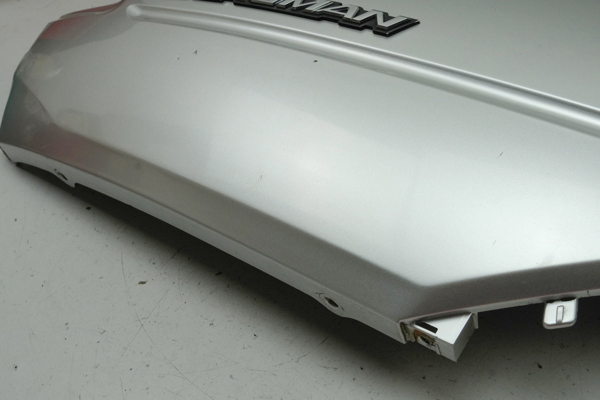 SUZUKI AN 400 WVAU BURGMAN Rear Fairing Right Side Cover K1 K2