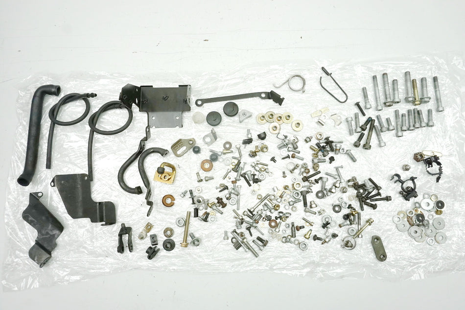 BMW R 850 R 259 Screws & Small Parts Bracket