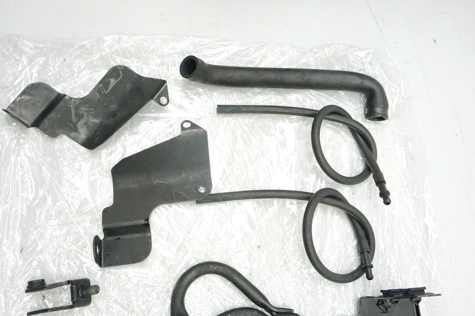 BMW R 850 R 259 Screws & Small Parts Bracket