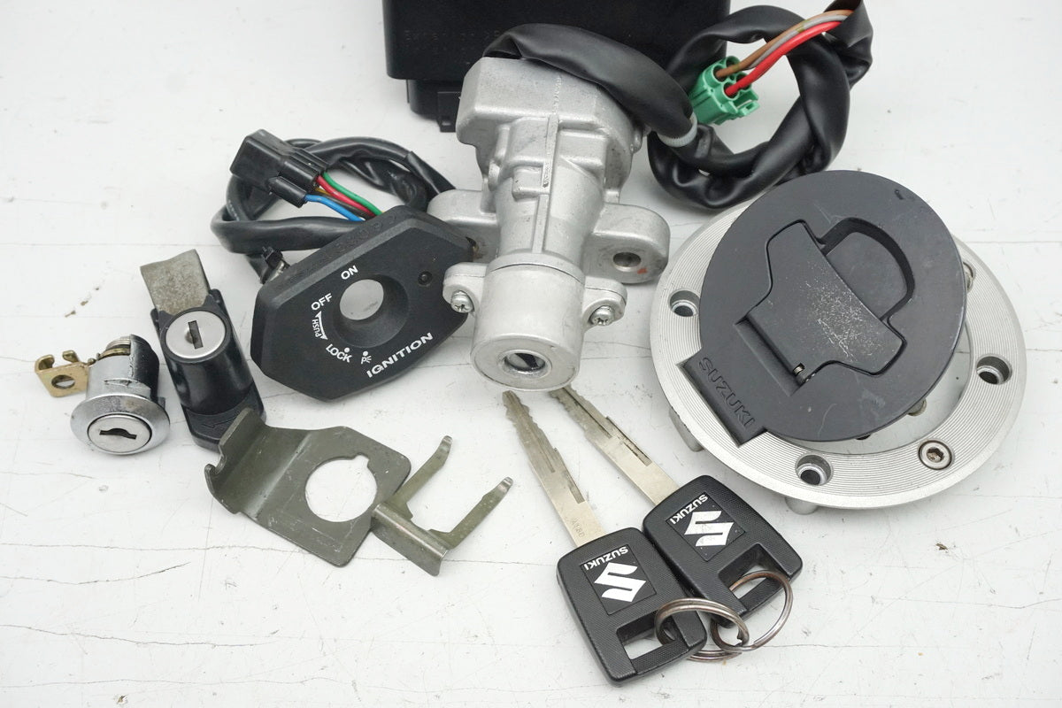 Suzuki GSX 1400 WVBN Schloßsatz & CDI Zündschloß Tankdeckel + 2 Schlüssel