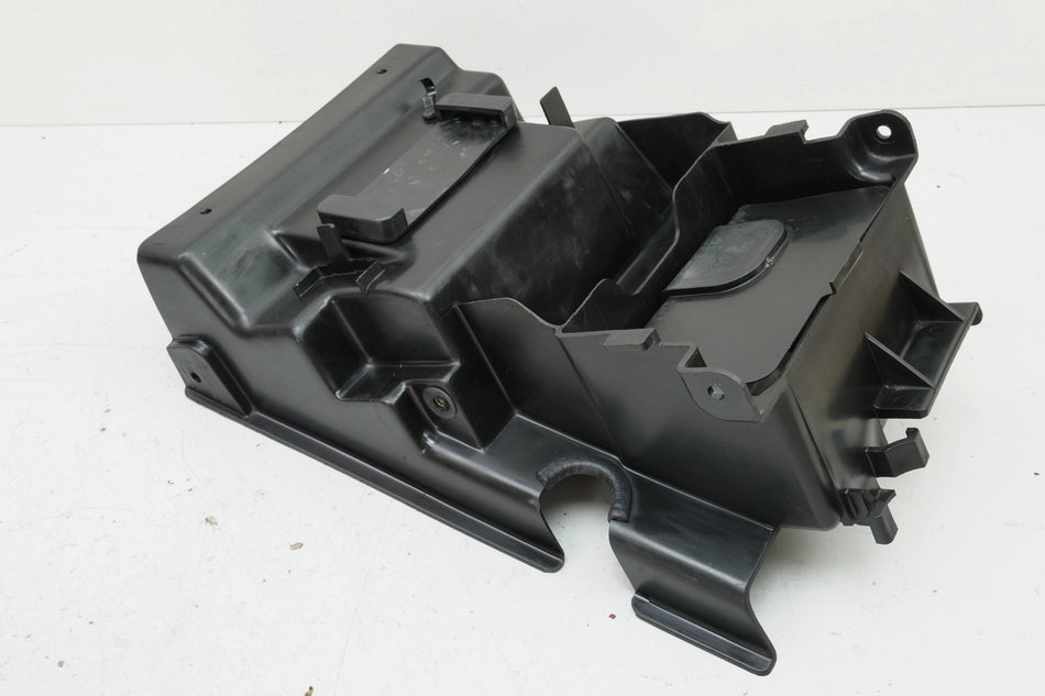 KAWASAKI ZX-7R ZX750P Caja de batería Guardabarros Aleta Paso de rueda Protector contra salpicaduras 96-03