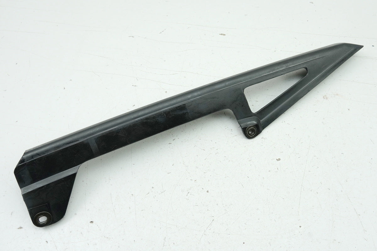 HONDA CBR 125 JC39 Kettenschutz Kettenkasten Abdeckung Schwinge 40510-KW6X-6700