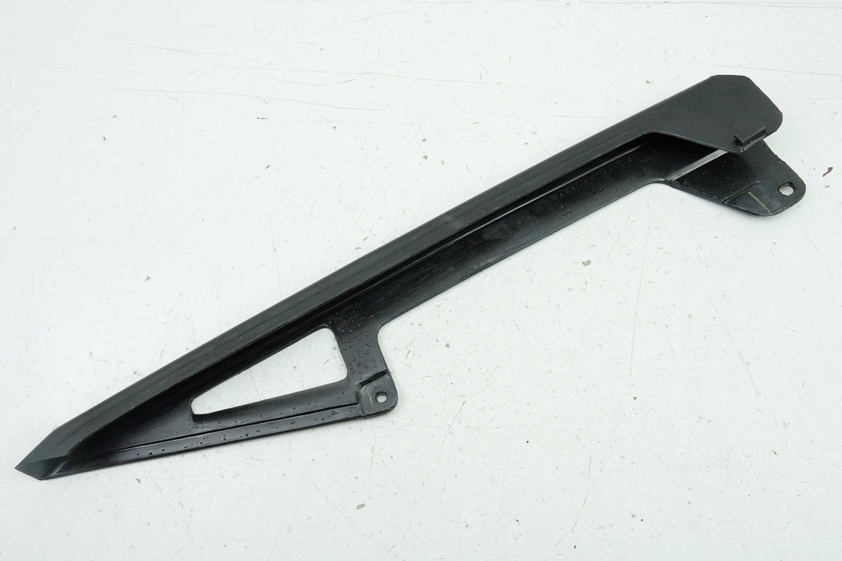 HONDA CBR 125 JC39 Kettenschutz Kettenkasten Abdeckung Schwinge 40510-KW6X-6700