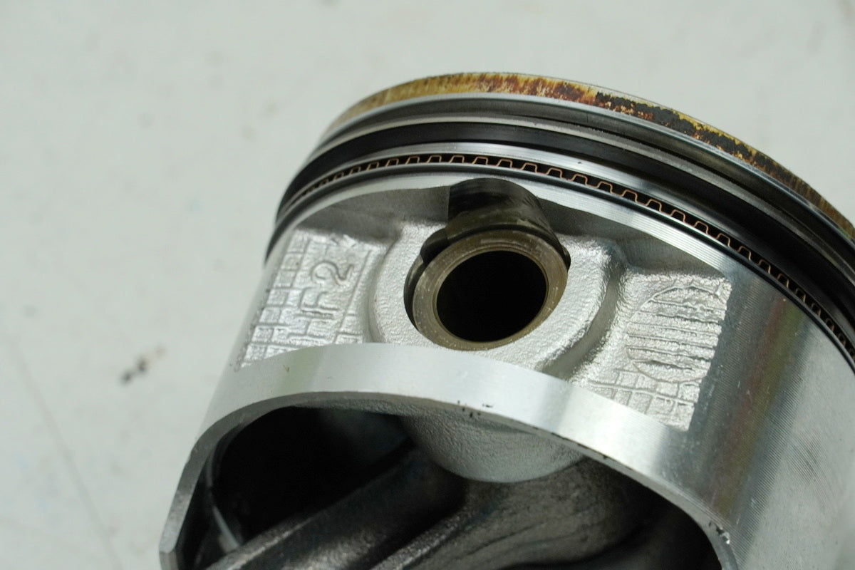 Honda GL1500 F6C Valkyrie SC34 Piston right + Connecting rod (for engine)