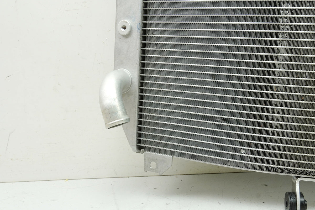 YAMAHA MTN 1000 MT10 RN78 Radiator Original Water Cooler