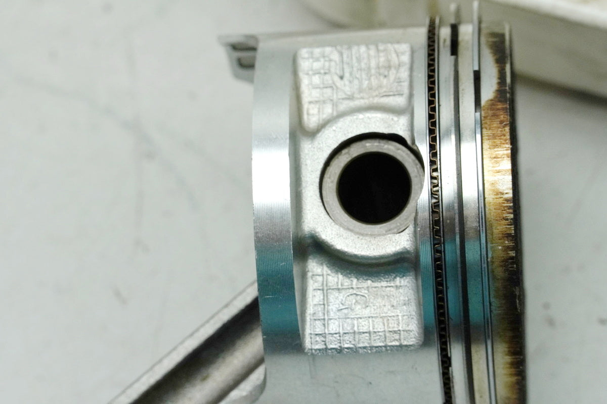 Honda GL1500 F6C Valkyrie SC34 Piston right + Connecting rod (for engine)