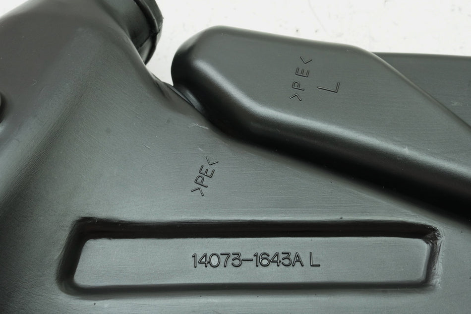KAWASAKI ZX-7R ZX750P N Luftkanal links Ram Air Ansaugkanal (für Airbox) 96-03