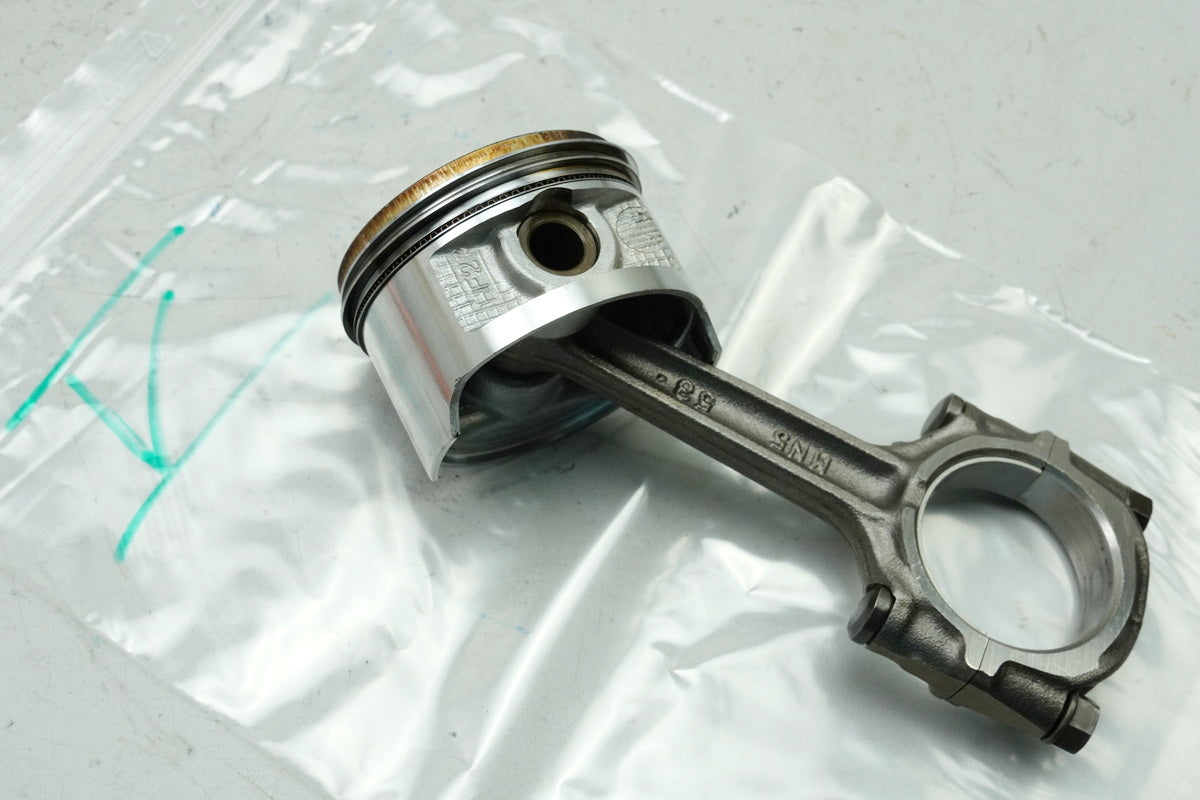 Honda GL1500 F6C Valkyrie SC34 Piston right + Connecting rod (for engine)