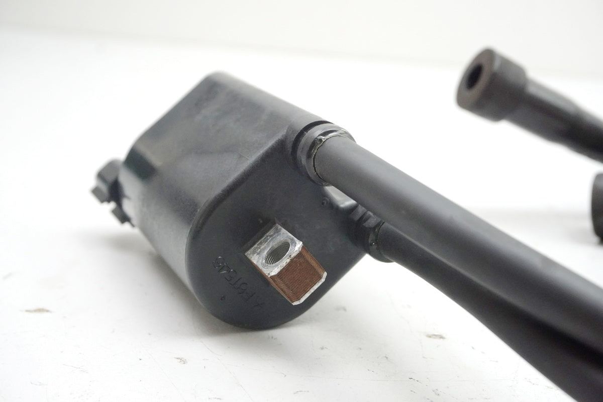Suzuki GSX 1400 WVBN Bobina de encendido 1+4 Conector de bujía