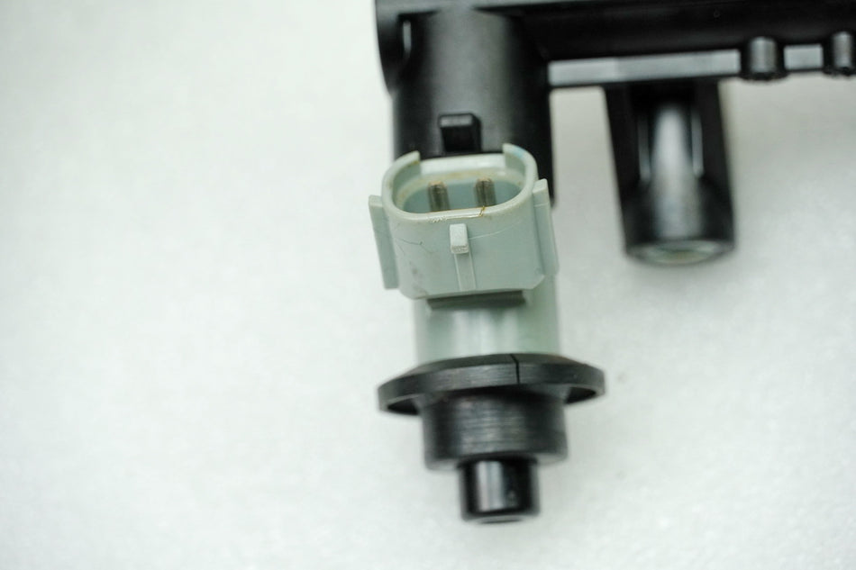 HONDA CBR 600 RR PC40 Einspritzleiste Einspritzdüsen auf Airbox Injektor 07-13