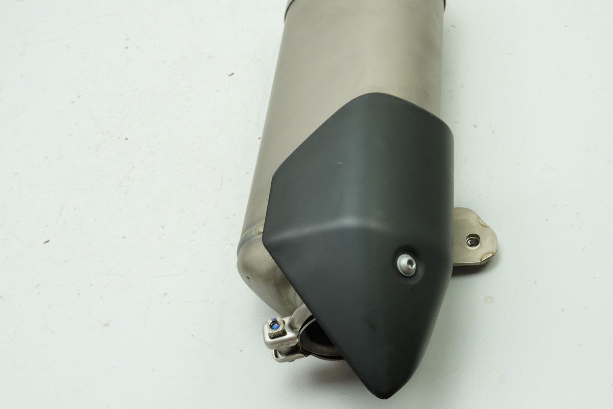YAMAHA MT10 MT-10 RN45 - Escape silenciador original B67-14750-00