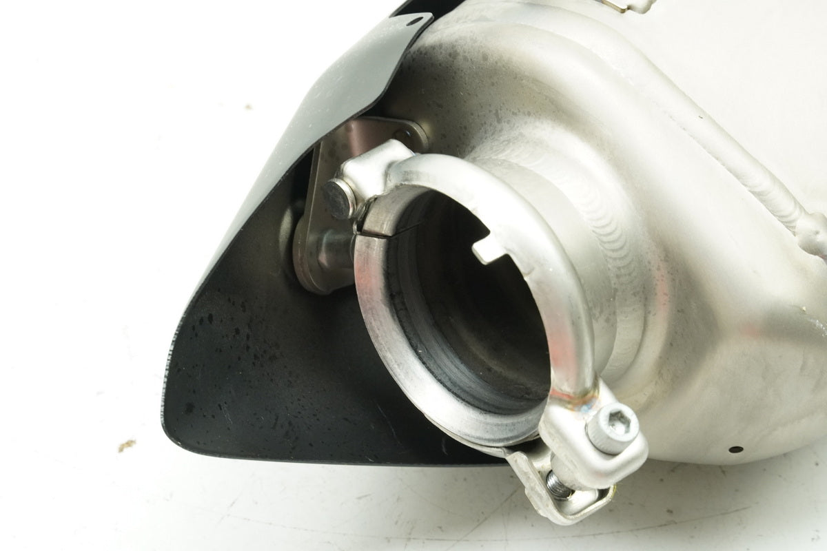YAMAHA MT10 MT-10 RN45 - Escape silenciador original B67-14750-00