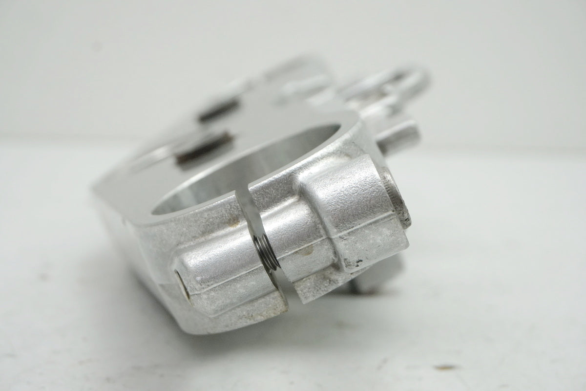 Suzuki GSX 1400 WVBN Gabelbrücke oben Gabel Fork