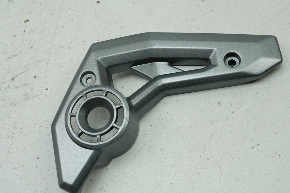 KAWASAKI Z650 ER650HA2 Tapa reposapiés derecho Soporte reposapiés Cubierta