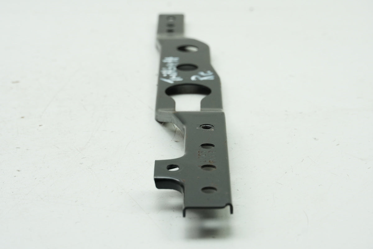 KYMCO PEOPLE GT 300 i V4 Bracket Right Footboard Carrier Plate Strut