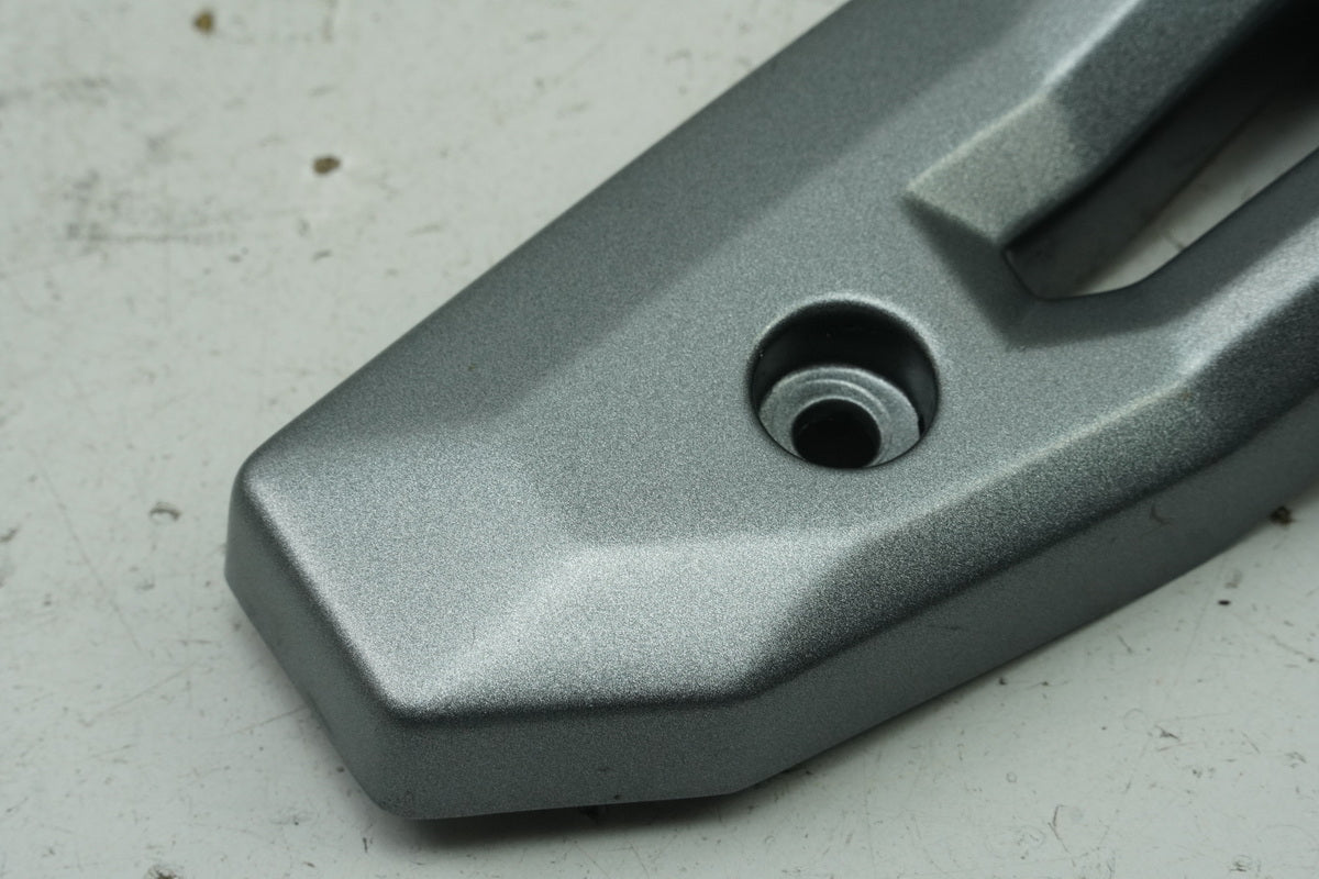 KAWASAKI Z650 ER650HA2 Abdeckung Fußraste links Fußrastenträger Cover Blende