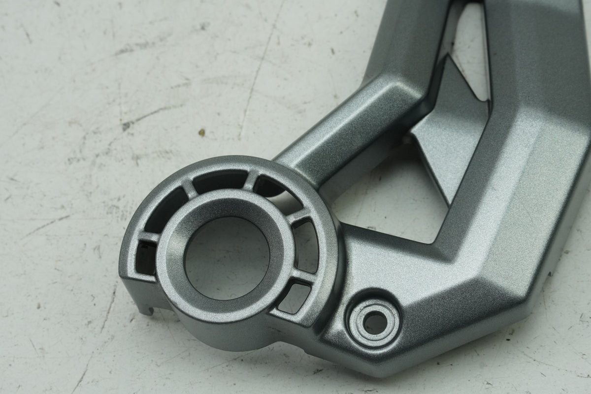 KAWASAKI Z650 ER650HA2 Abdeckung Fußraste links Fußrastenträger Cover Blende