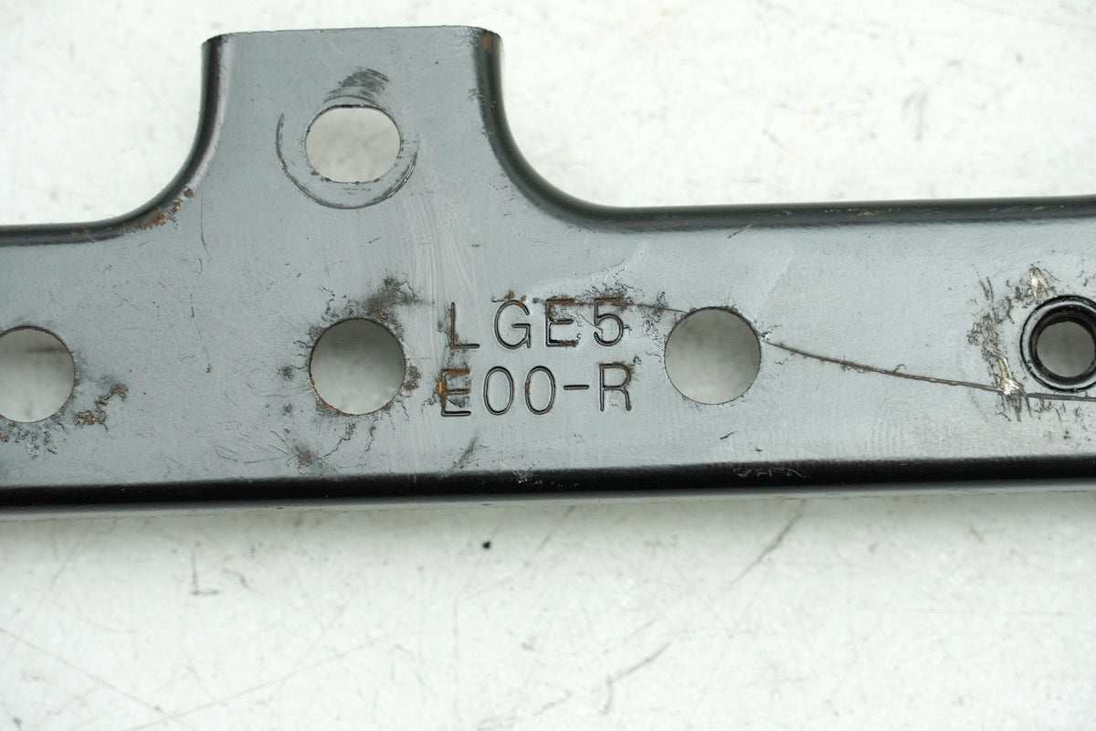 KYMCO PEOPLE GT 300 i V4 Bracket Right Footboard Carrier Plate Strut