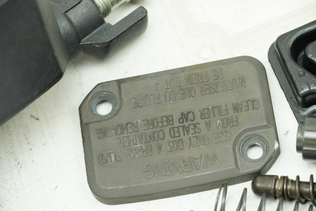 MOTO GUZZI California 1100 EV KD Cilindro de freno del. Bomba de freno Cilindro maestro